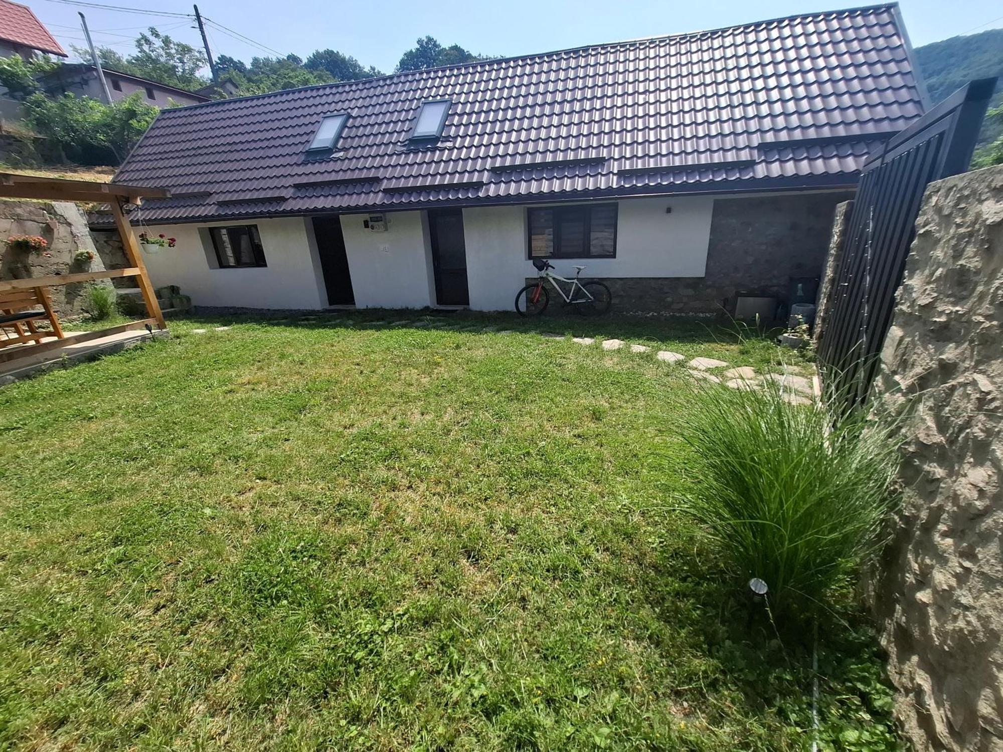 Casa Noua Villa Sasca Montană Eksteriør billede